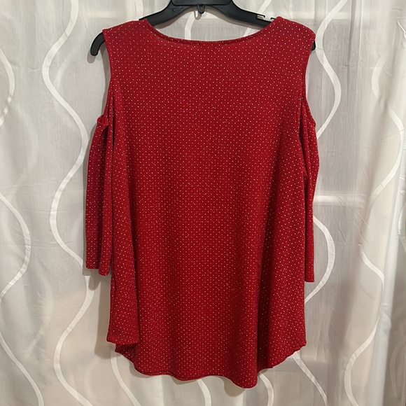 Ruby Rd Favorites, Red With Silver Metallic Dots, Cold Shoulder Top, Sz Medium - Picture 4 of 7